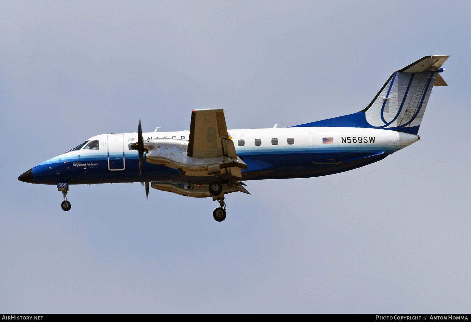 Aircraft Photo of N569SW | Embraer EMB-120(ER) Brasilia | United Express | AirHistory.net #260087