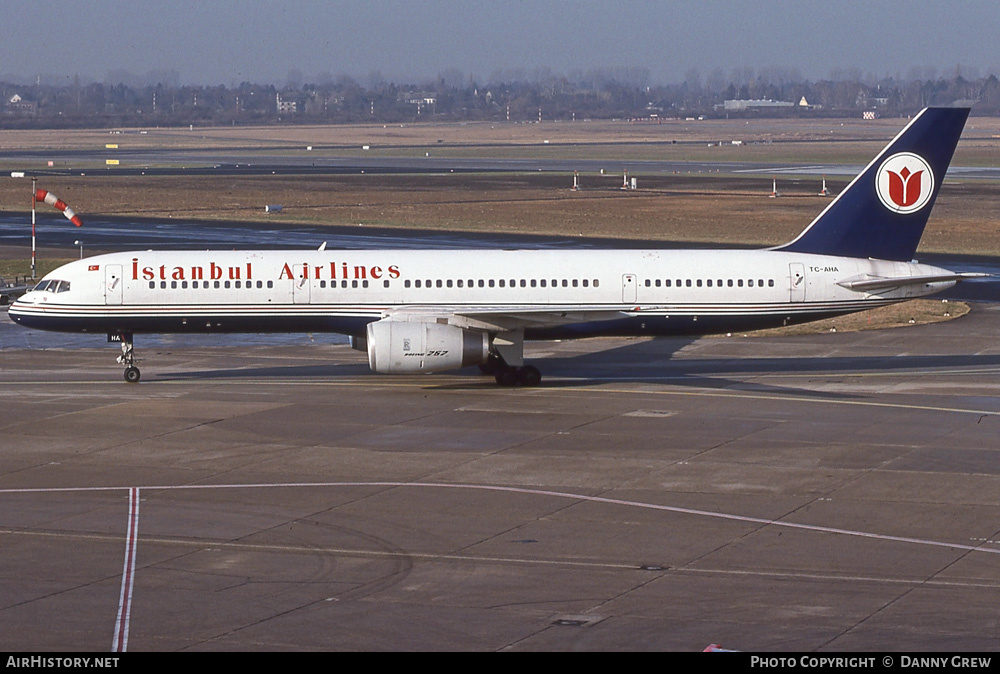 Aircraft Photo of TC-AHA | Boeing 757-236 | Istanbul Airlines | AirHistory.net #260150