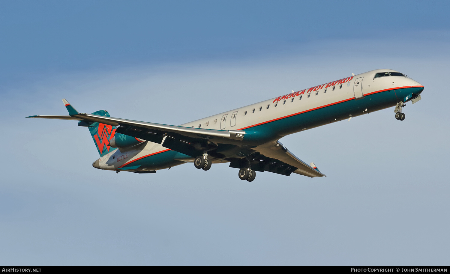Aircraft Photo of N927LR | Bombardier CRJ-900ER (CL-600-2D24) | America West Express | AirHistory.net #260172