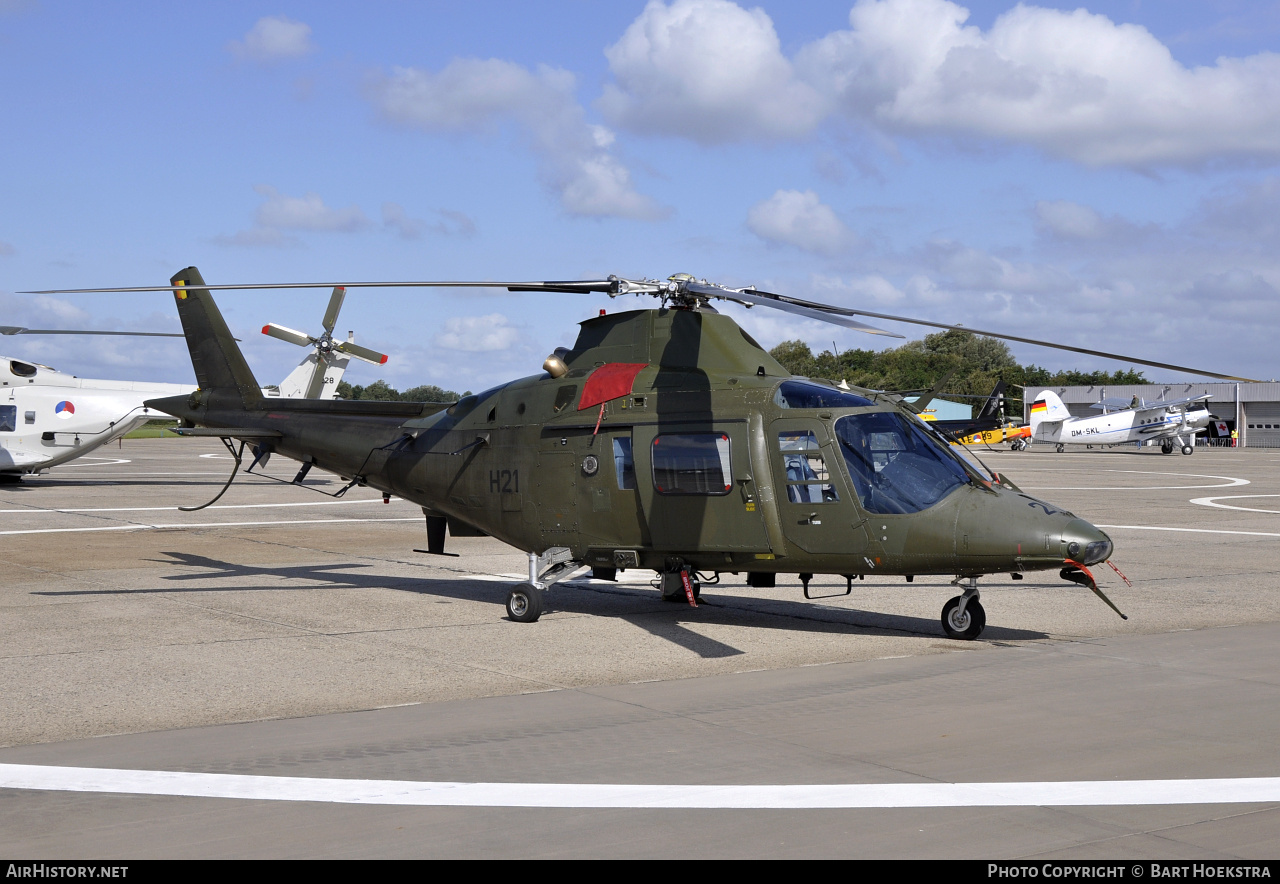 Aircraft Photo of H21 | Agusta A-109HO (A-109BA) | Belgium - Army | AirHistory.net #260331