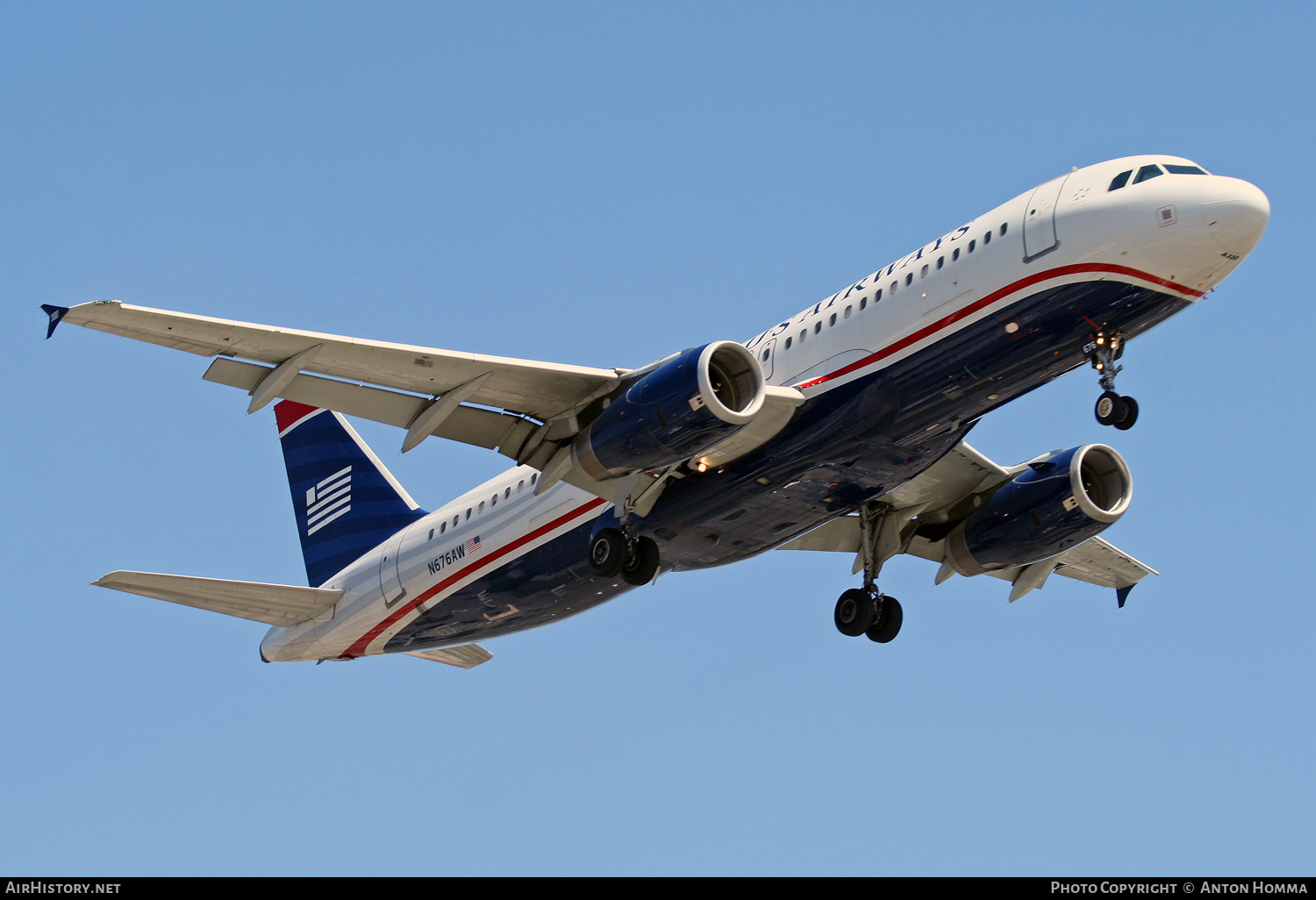 Aircraft Photo of N676AW | Airbus A320-232 | US Airways | AirHistory.net #260371