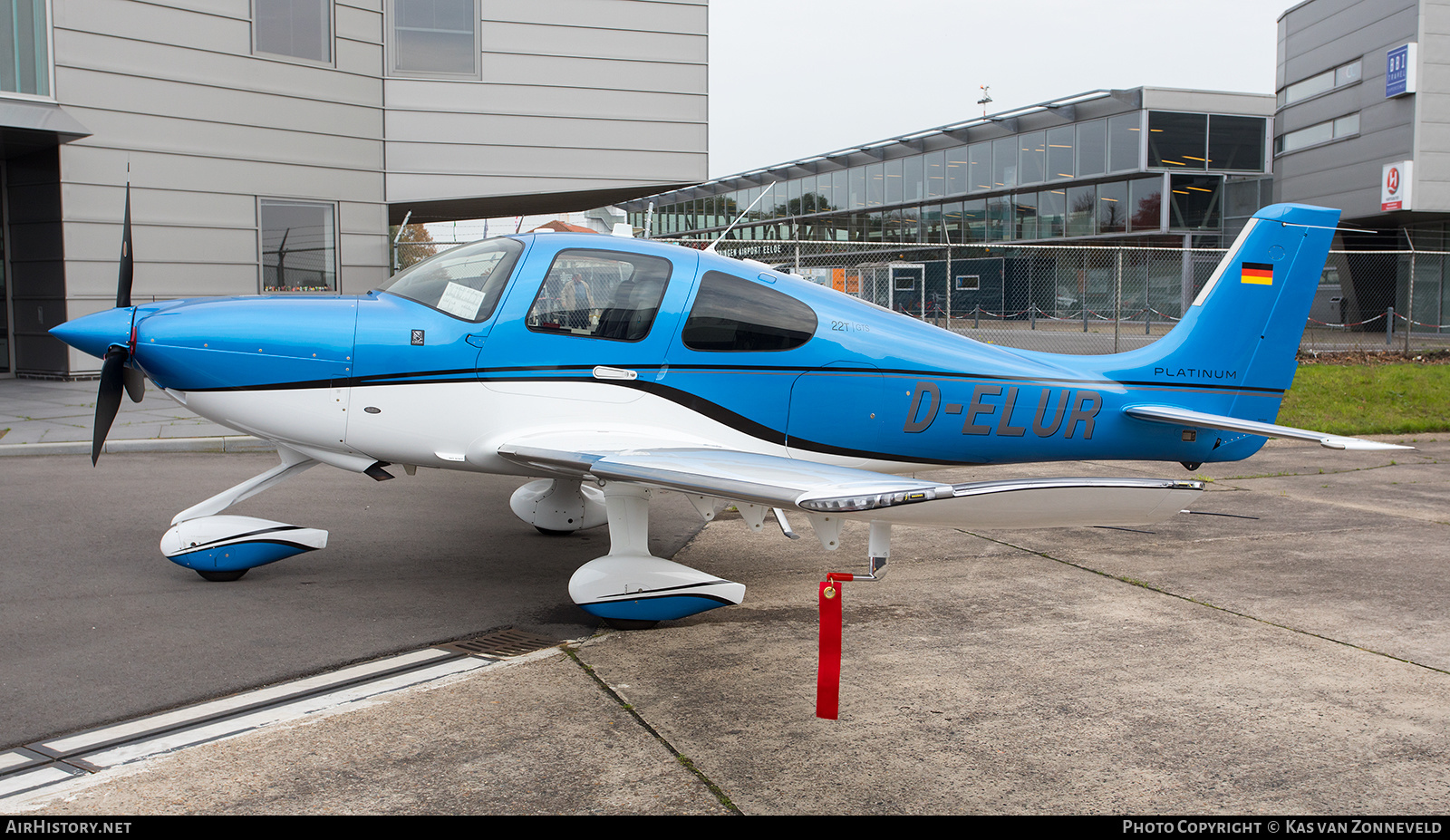 Aircraft Photo of D-ELUR | Cirrus SR-22T G6-GTS Platinum | AirHistory.net #260417