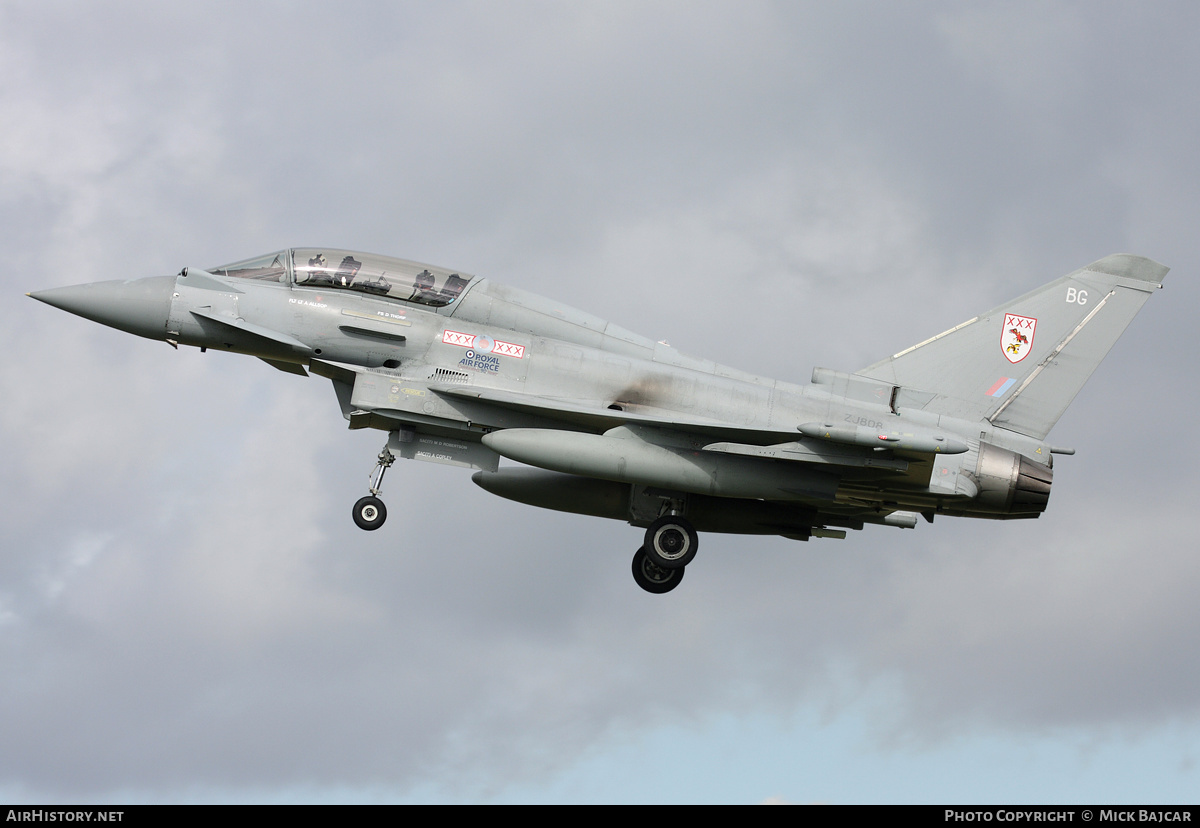 Aircraft Photo of ZJ808 | Eurofighter EF-2000 Typhoon T3 | UK - Air Force | AirHistory.net #260426