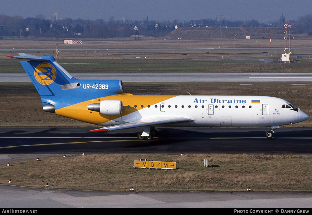 Aircraft Photo of UR-42383 | Yakovlev Yak-42D | Air Ukraine | AirHistory.net #260450