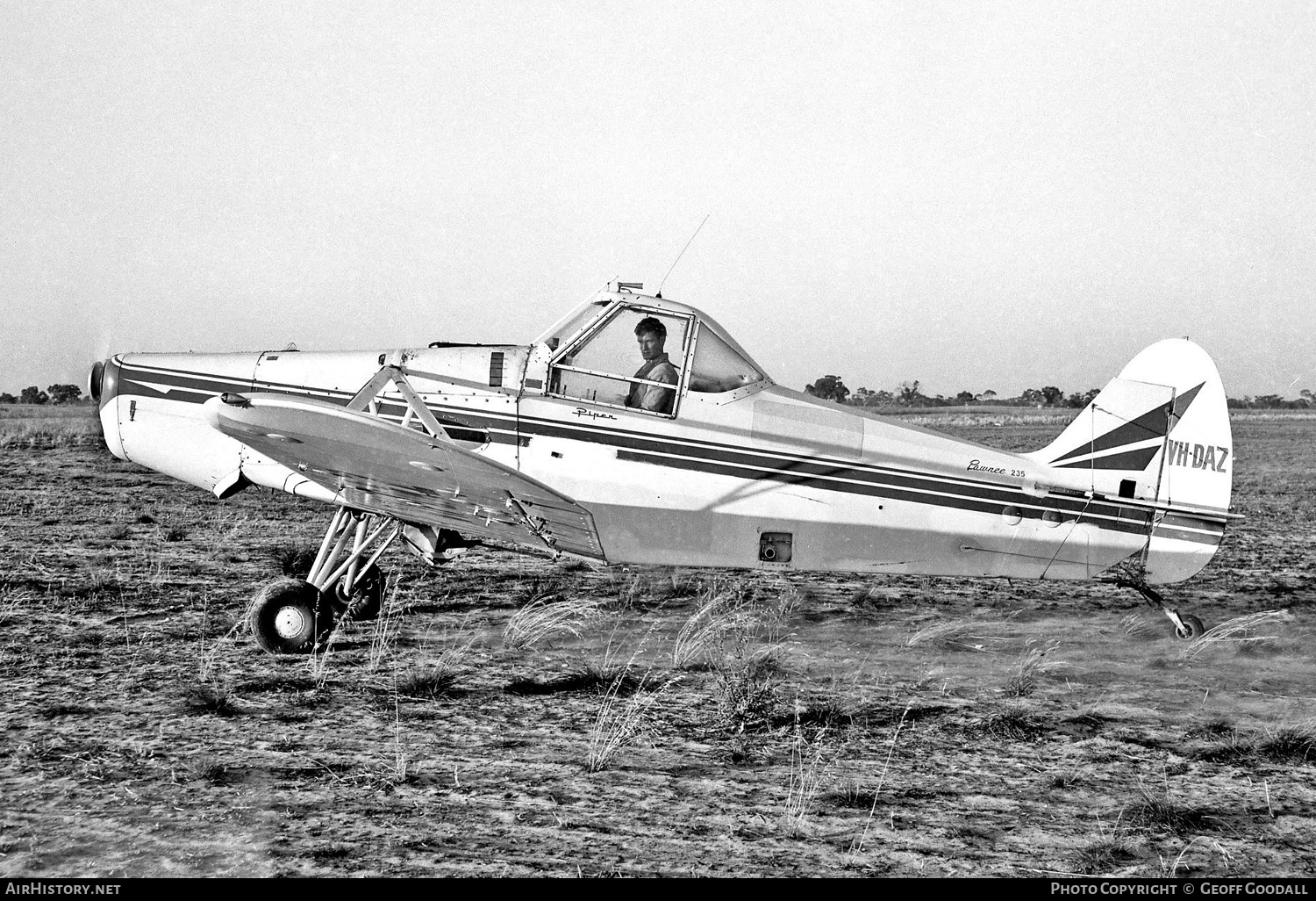 Aircraft Photo of VH-DAZ | Piper PA-25-235 Pawnee B | AirHistory.net #260493