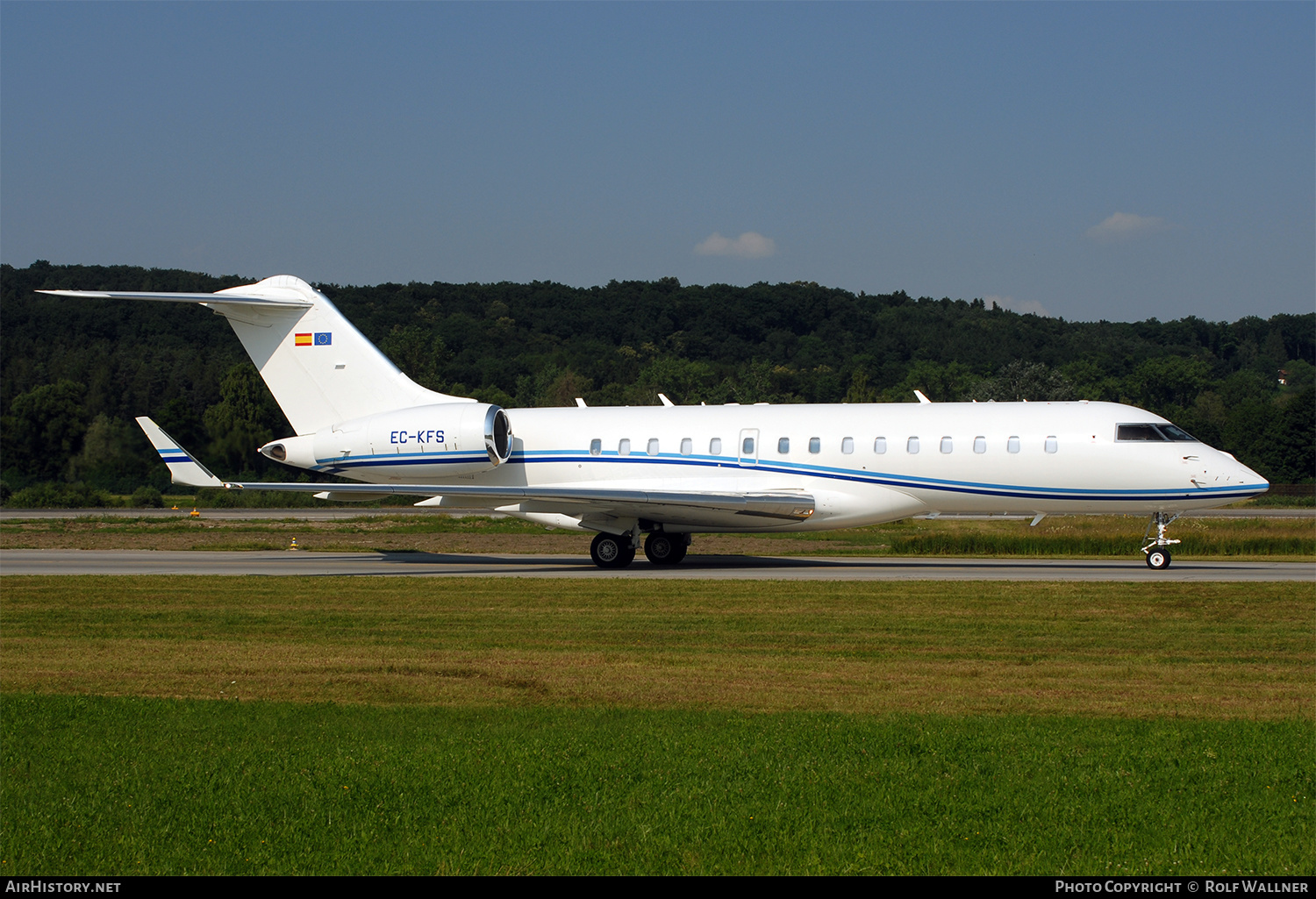 Aircraft Photo of EC-KFS | Bombardier Global Express XRS (BD-700-1A10) | AirHistory.net #260525