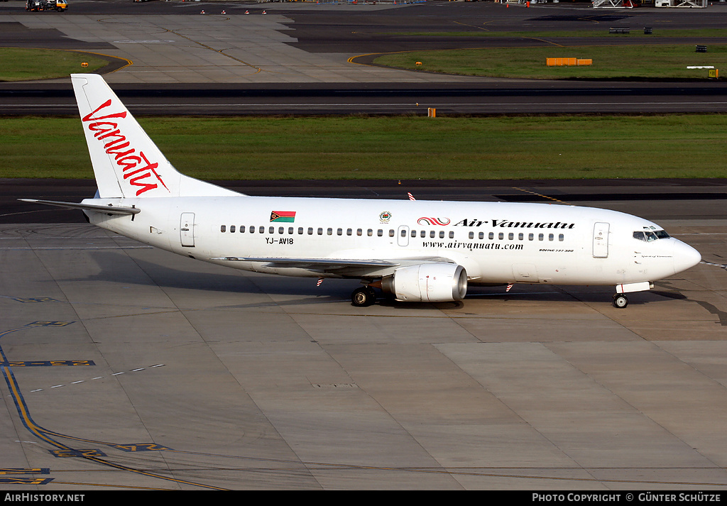 Aircraft Photo of YJ-AV18 | Boeing 737-3Q8 | Air Vanuatu | AirHistory.net #260526