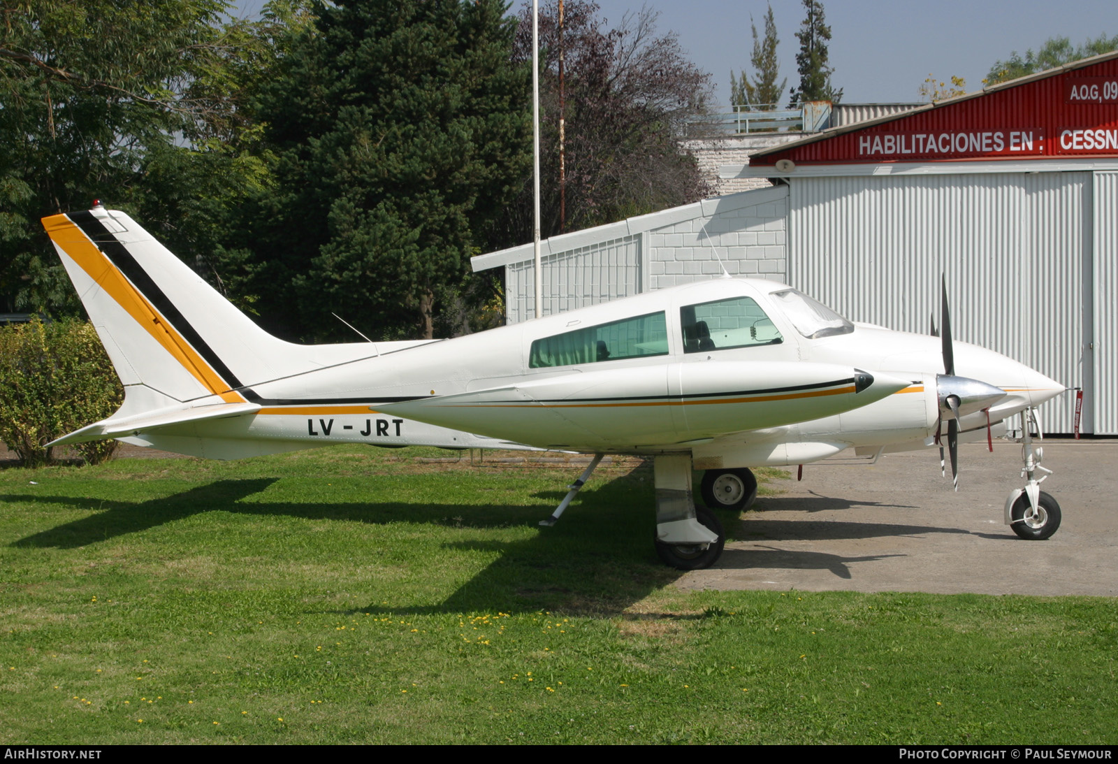 Aircraft Photo of LV-JRT | Cessna 310Q | AirHistory.net #260650