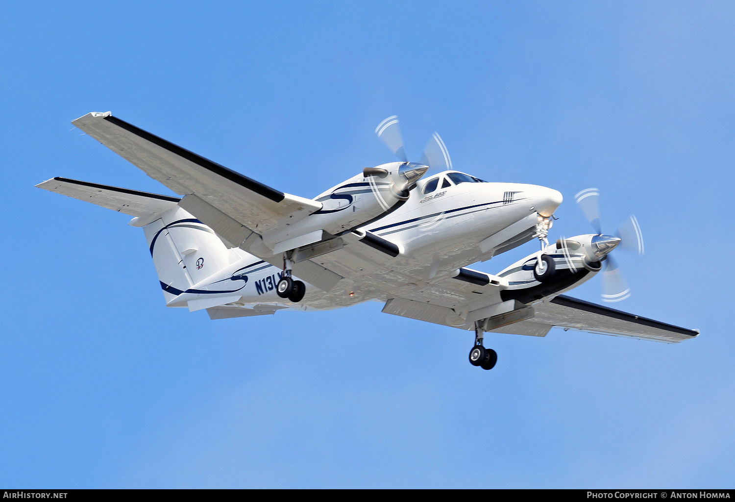 Aircraft Photo of N13LY | Raytheon B200 King Air | AirHistory.net #260676