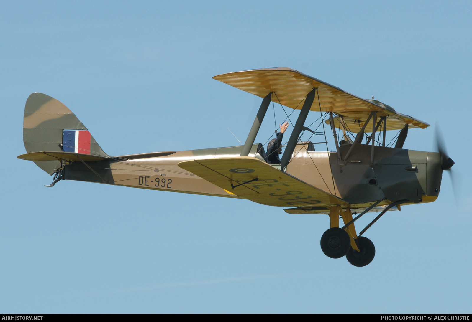 Aircraft Photo of G-AXXV / DE992 | De Havilland D.H. 82A Tiger Moth | UK - Air Force | AirHistory.net #260680