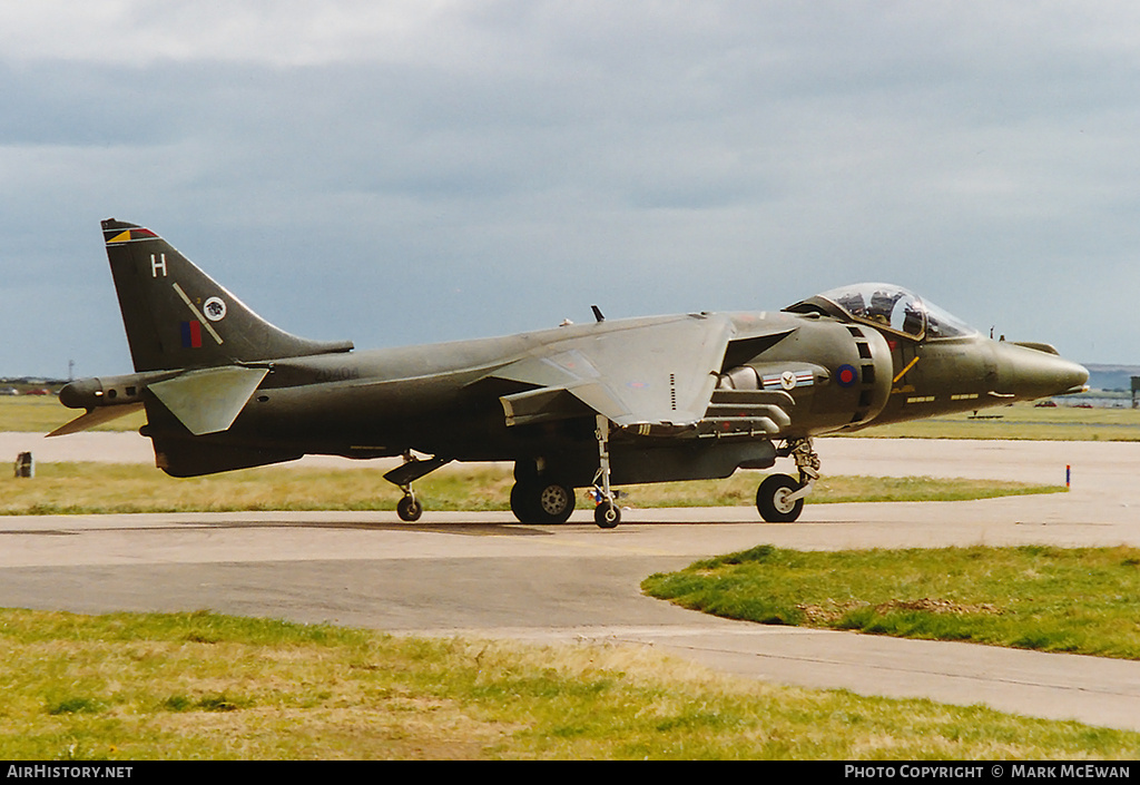 Aircraft Photo of ZD404 | British Aerospace Harrier GR7 | UK - Air Force | AirHistory.net #260729