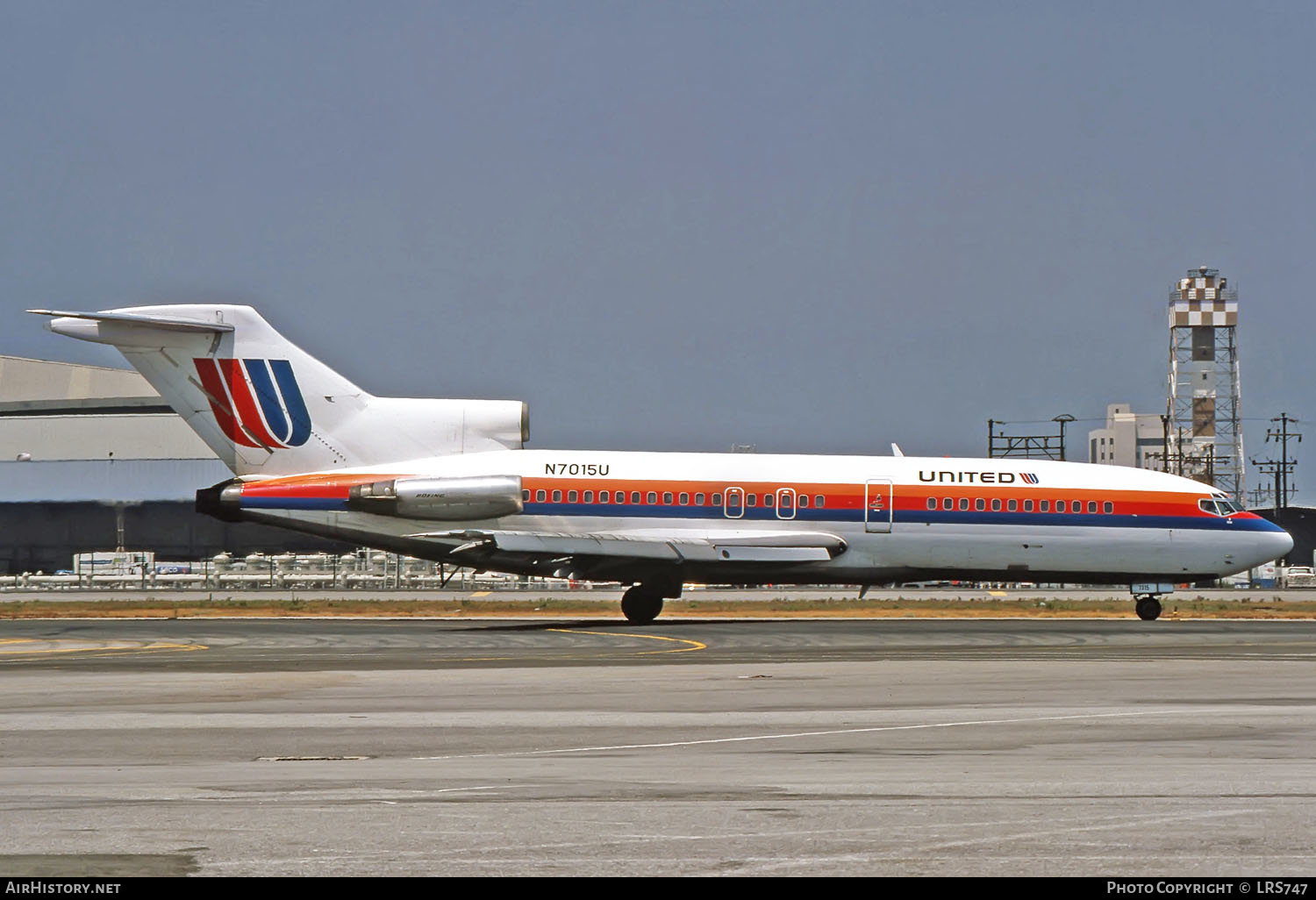 Aircraft Photo of N7015U | Boeing 727-22 | United Airlines | AirHistory.net #260867