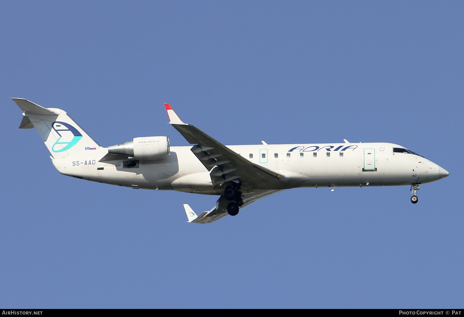 Aircraft Photo of S5-AAD | Bombardier CRJ-200LR (CL-600-2B19) | Adria Airways | AirHistory.net #260942