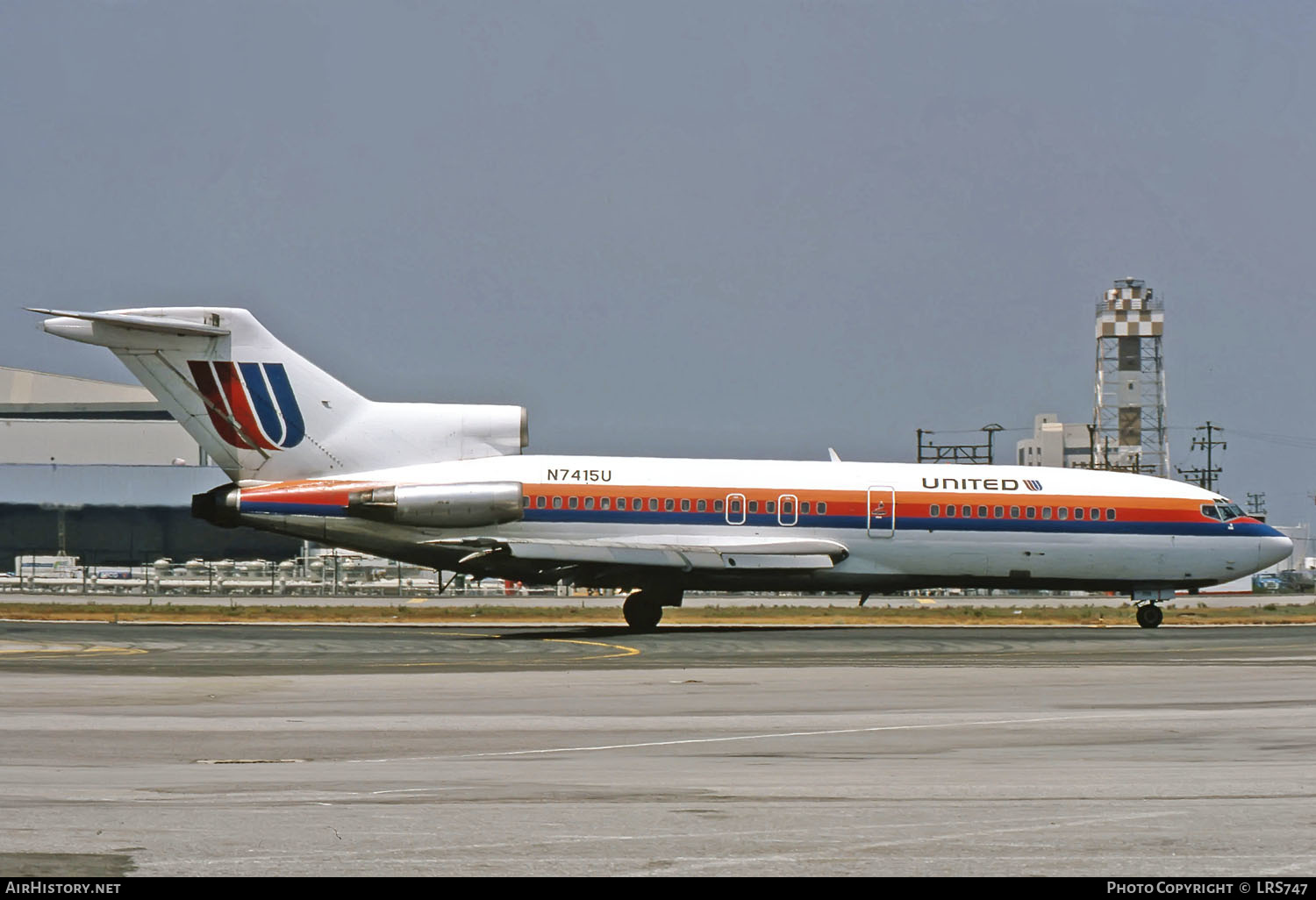 Aircraft Photo of N7415U | Boeing 727-22C | United Airlines | AirHistory.net #260977