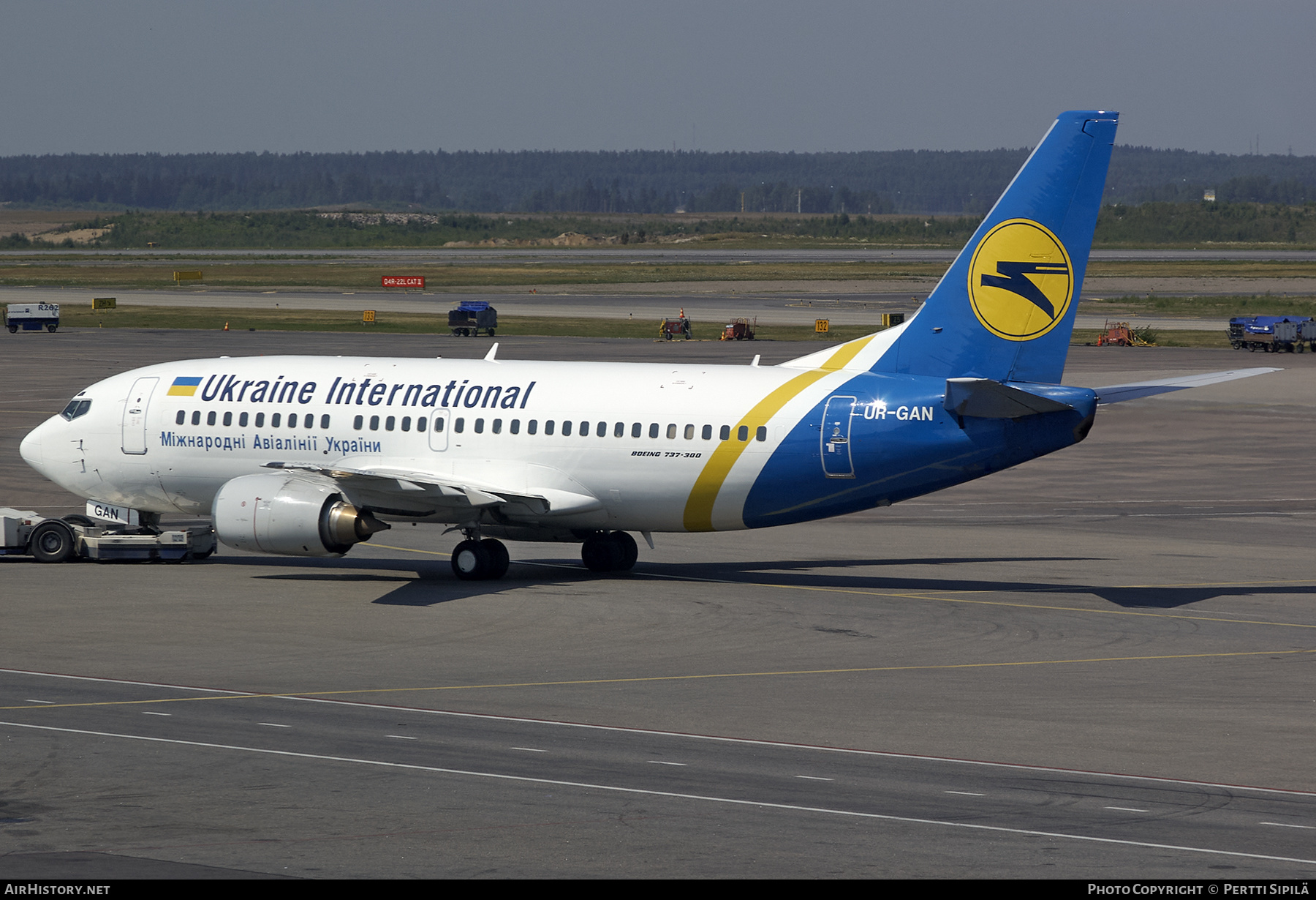 Aircraft Photo of UR-GAN | Boeing 737-36N | Ukraine International Airlines | AirHistory.net #261011