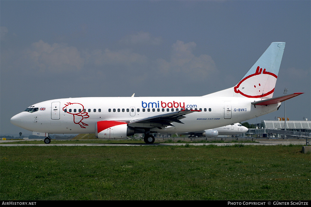 Aircraft Photo of G-BVKC | Boeing 737-59D | Bmibaby | AirHistory.net #261091