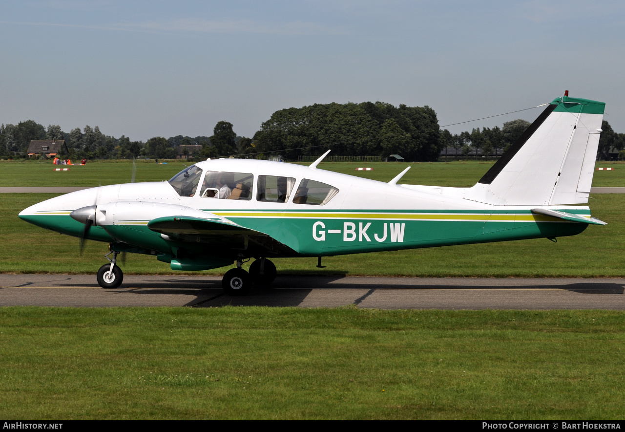 Aircraft Photo of G-BKJW | Piper PA-23-250 Aztec | AirHistory.net #261150