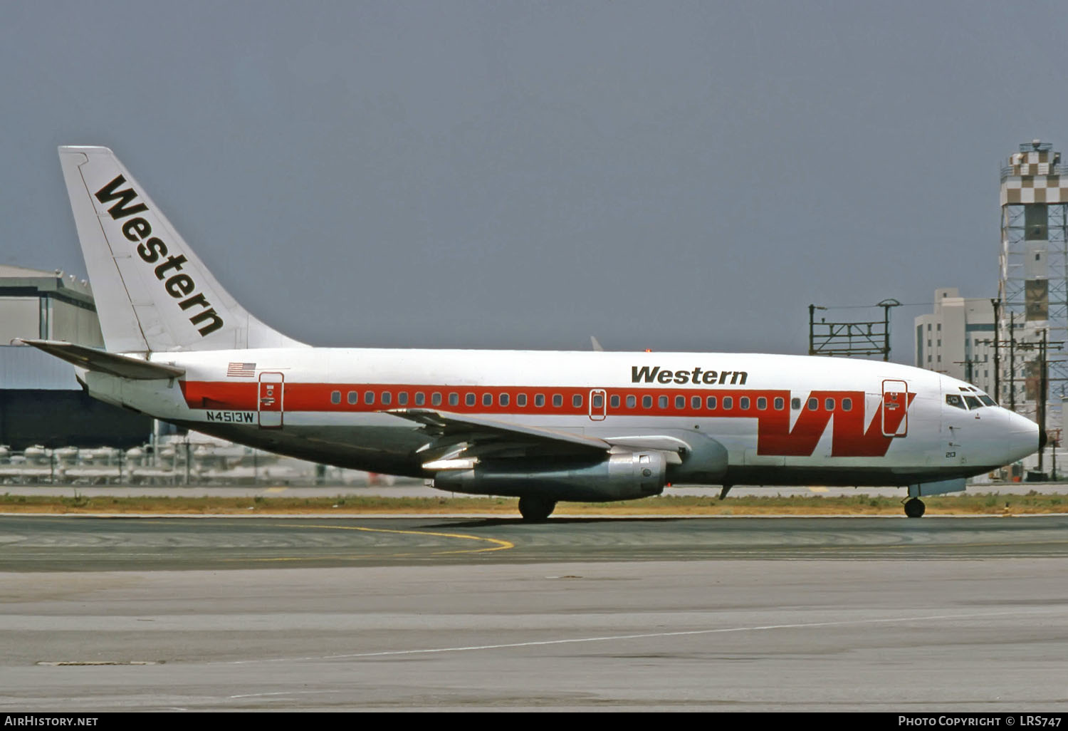 Aircraft Photo of N4513W | Boeing 737-247 | Western Airlines | AirHistory.net #261193