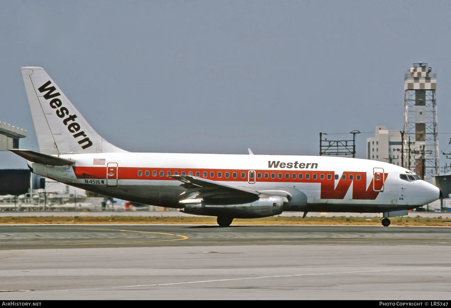 Aircraft Photo of N4516W | Boeing 737-247 | Western Airlines | AirHistory.net #261200
