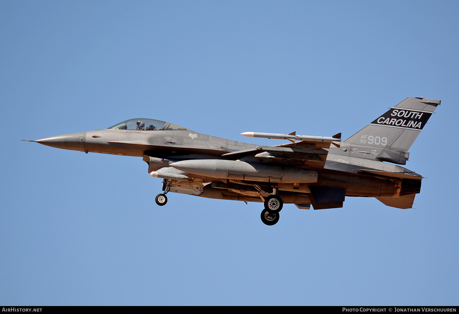 Aircraft Photo of 92-3909 / AF92-909 | General Dynamics F-16CM Fighting Falcon | USA - Air Force | AirHistory.net #261270