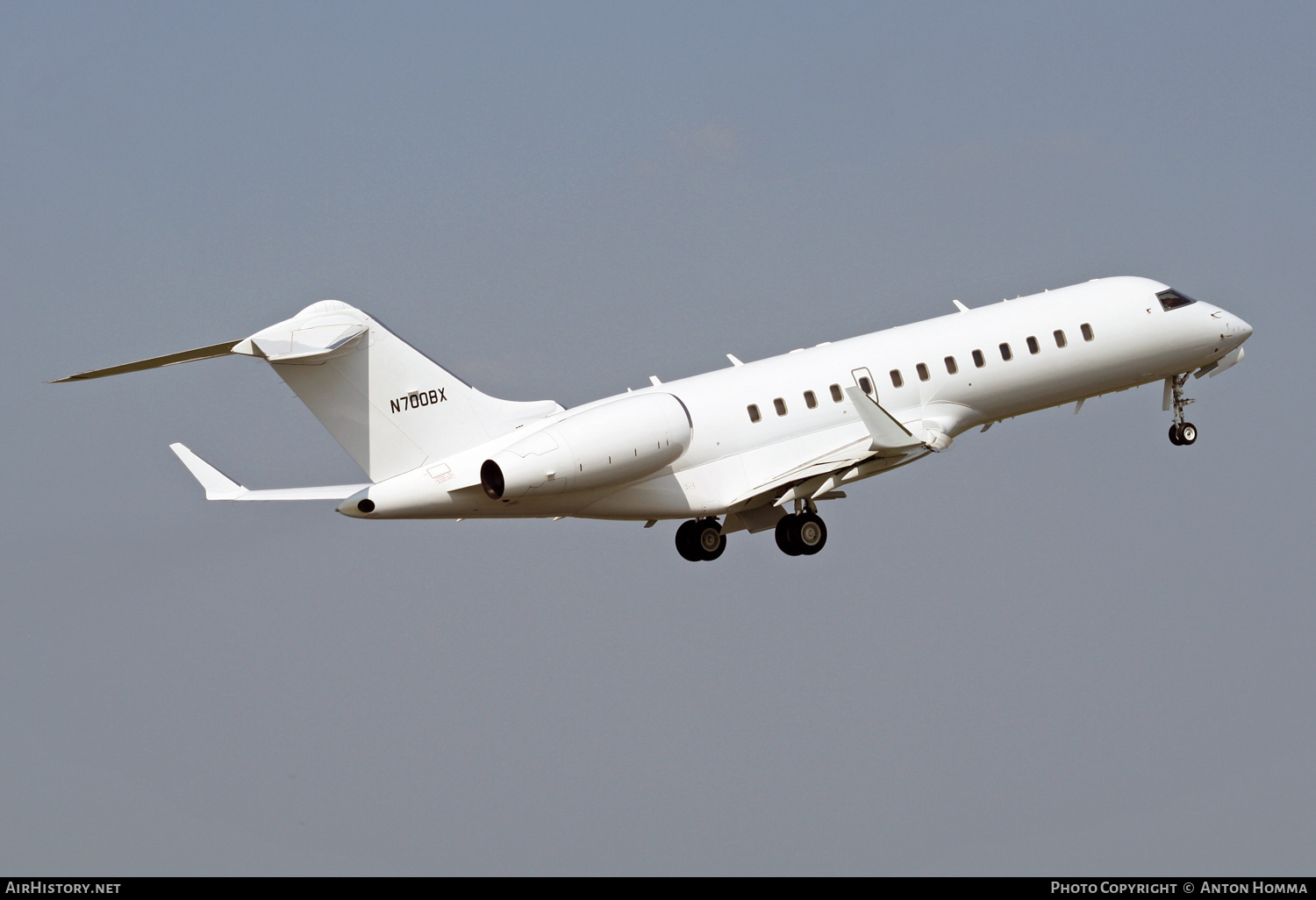 Aircraft Photo of N700BX | Bombardier Global Express (BD-700-1A10) | AirHistory.net #261320