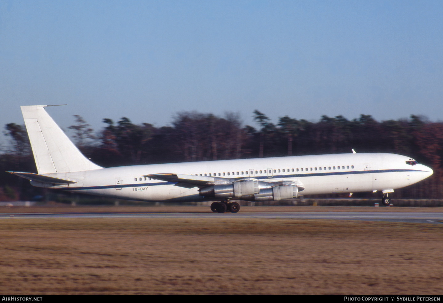 Aircraft Photo of 5B-DAY | Boeing 707-338C | Avistar Airlines | AirHistory.net #261384