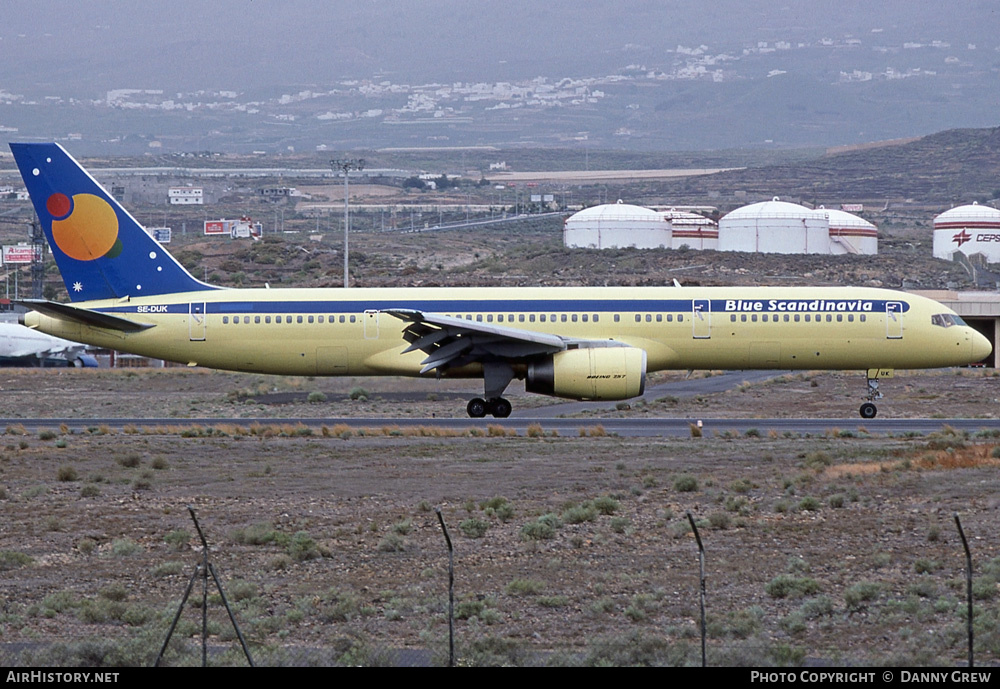 Aircraft Photo of SE-DUK | Boeing 757-236 | Blue Scandinavia | AirHistory.net #261393