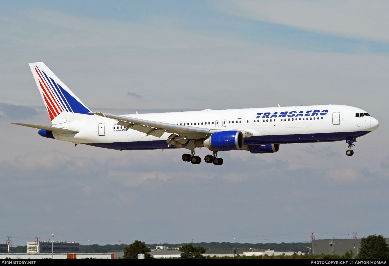 Aircraft Photo of EI-UNE | Boeing 767-3Q8/ER | Transaero Airlines | AirHistory.net #261597