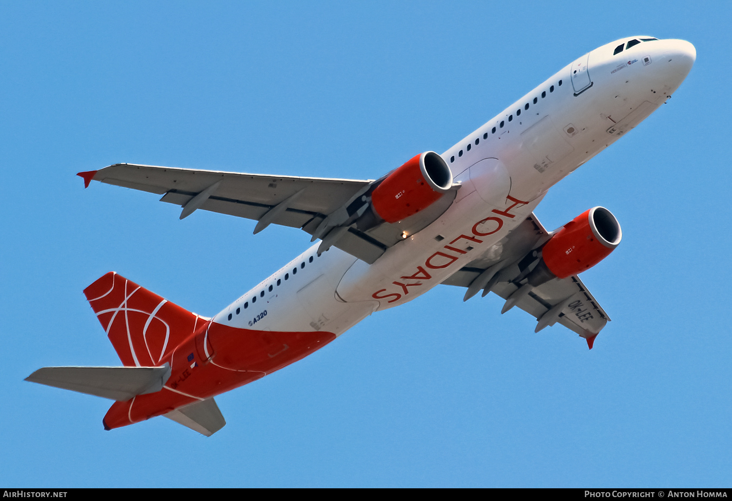 Aircraft Photo of OK-LEE | Airbus A320-214 | Holidays Czech Airlines | AirHistory.net #261669