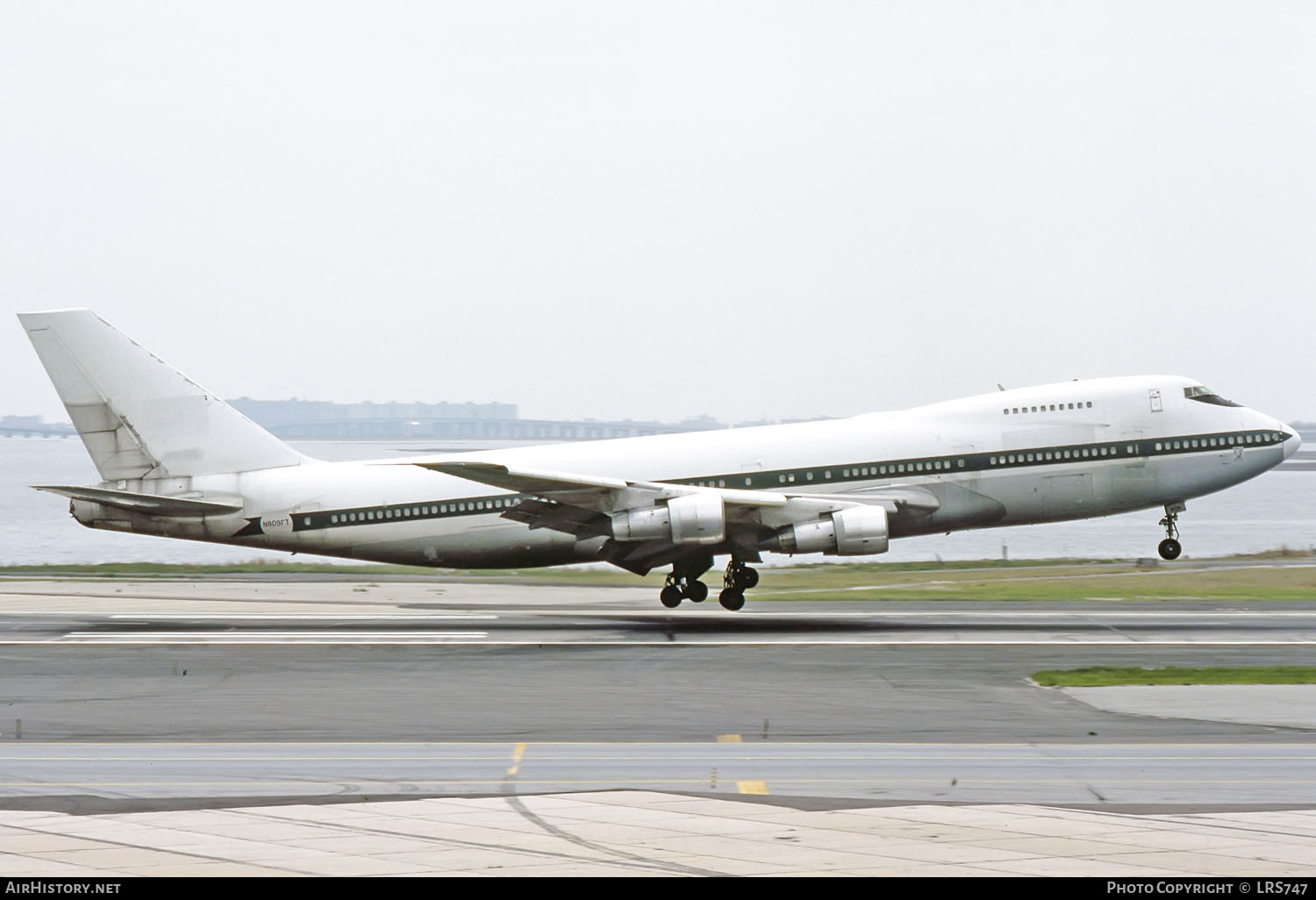 Aircraft Photo of N809FT | Boeing 747-124(SF) | Flying Tigers | AirHistory.net #261731