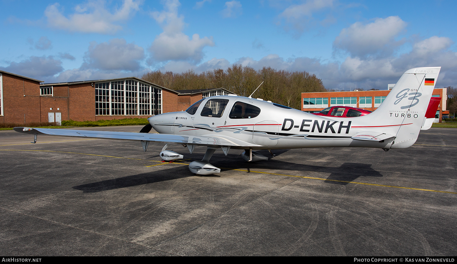 Aircraft Photo of D-ENKH | Cirrus SR-22 G3-GTS Turbo | AirHistory.net #261771