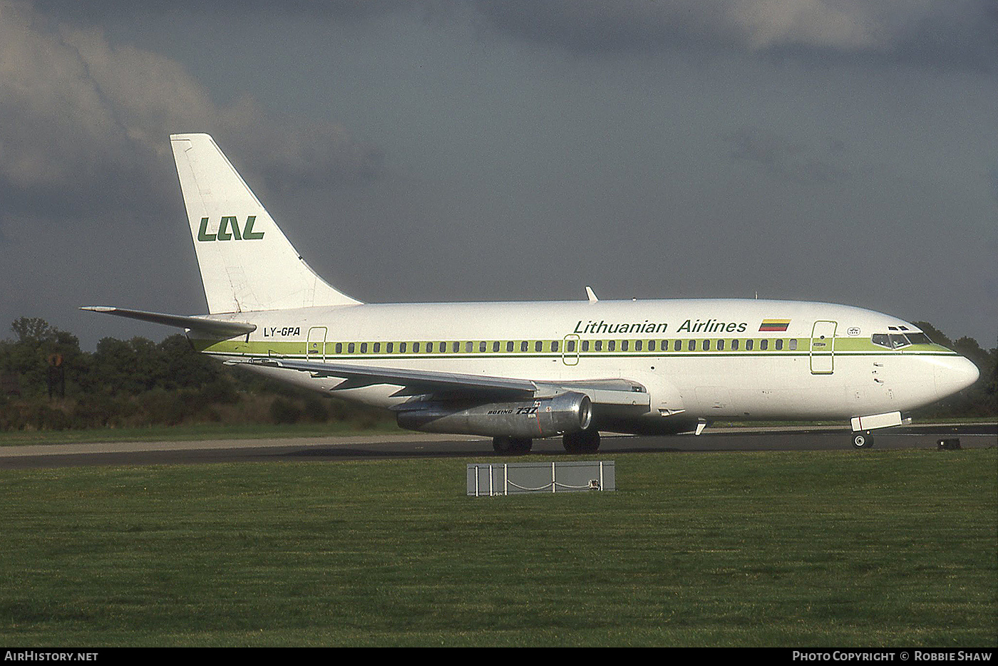 Aircraft Photo of LY-GPA | Boeing 737-2Q8/Adv | Lithuanian Airlines | AirHistory.net #261792