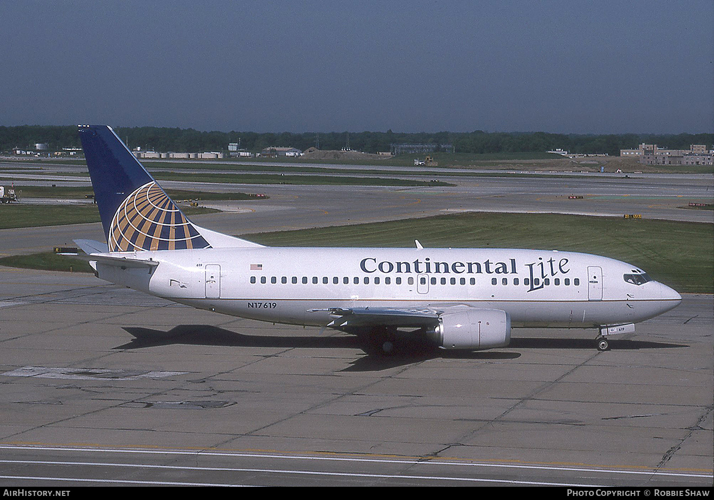 Aircraft Photo of N17619 | Boeing 737-524 | Continental Lite | AirHistory.net #261798
