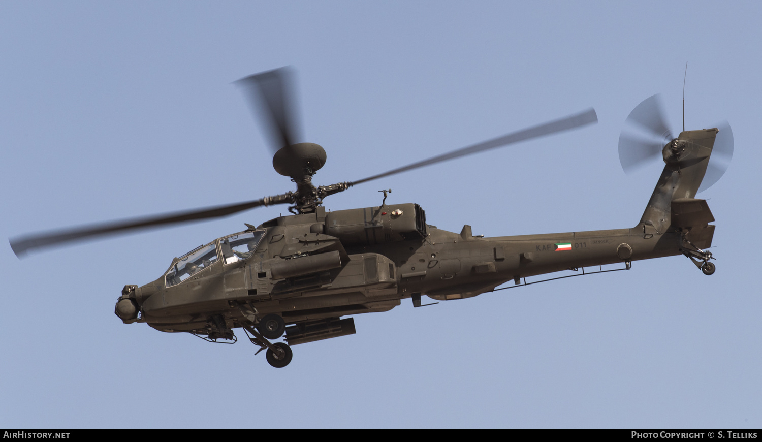 Aircraft Photo of KAF-011 | Boeing AH-64D Apache | Kuwait - Air Force | AirHistory.net #261809