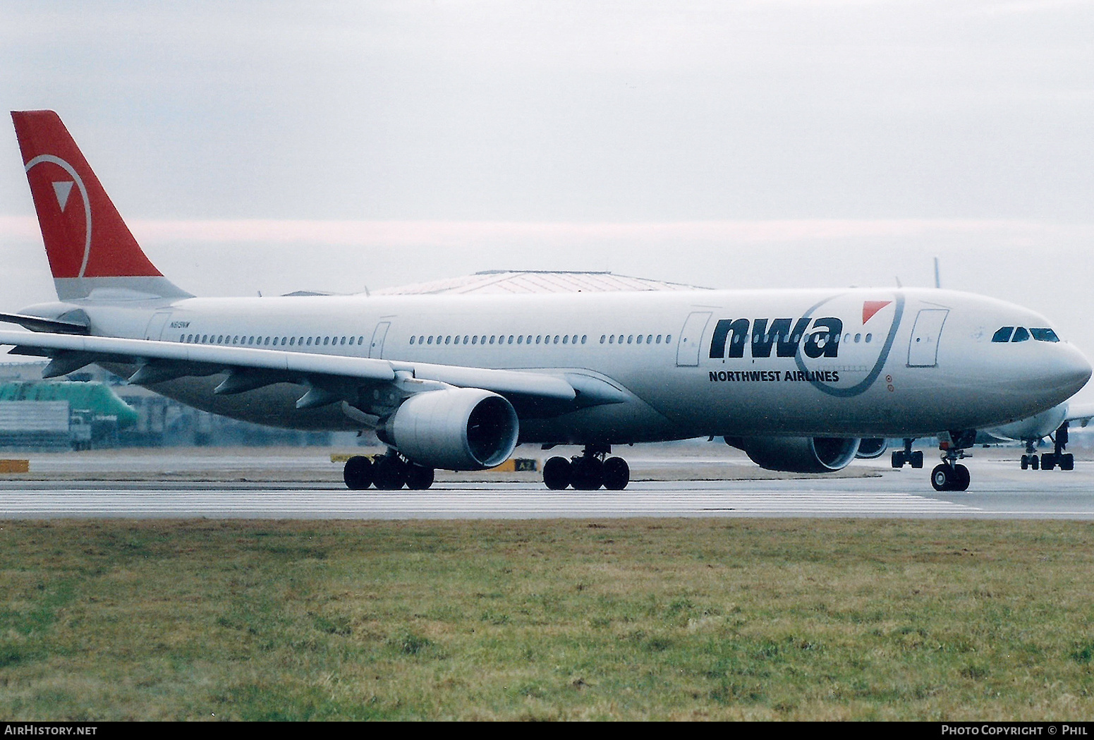 Aircraft Photo of N819NW | Airbus A330-323 | Northwest Airlines | AirHistory.net #261878