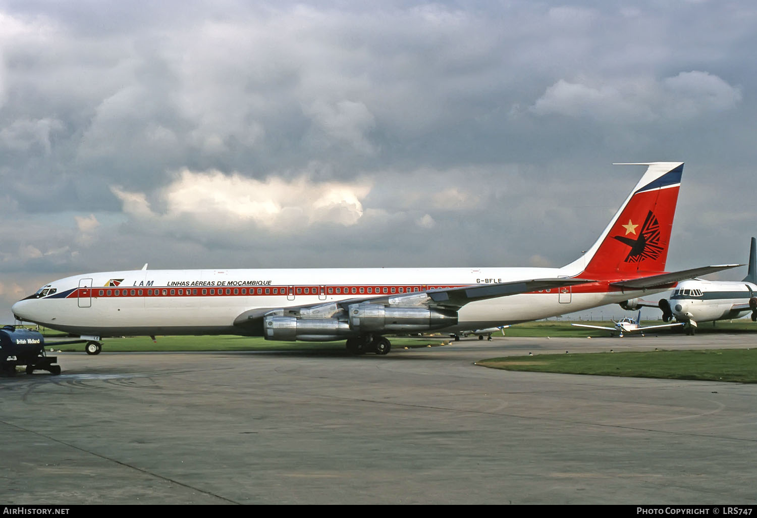 Aircraft Photo of G-BFLE | Boeing 707-338C | LAM - Linhas Aéreas de Moçambique | AirHistory.net #261953