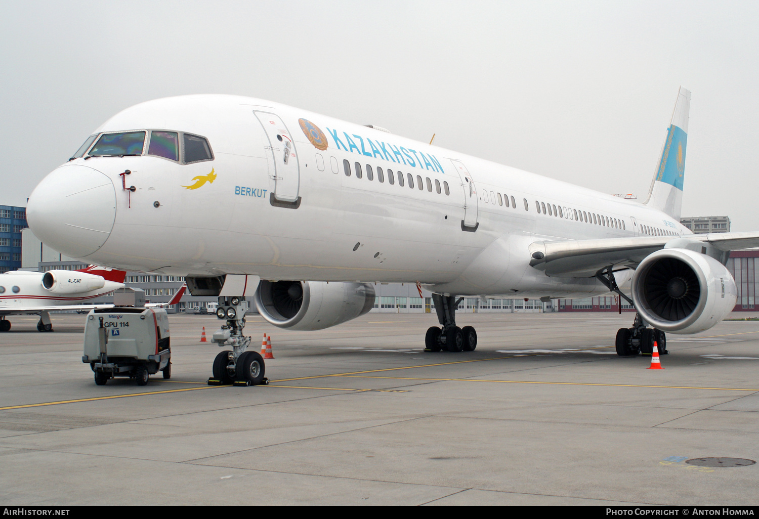 Aircraft Photo of UP-B5701 | Boeing 757-2M6 | Kazakhstan Government | AirHistory.net #262011