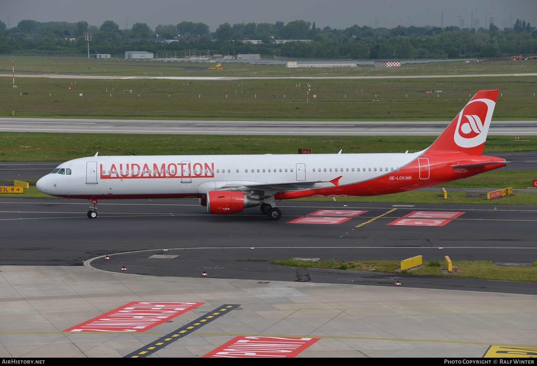 Aircraft Photo of OE-LCK | Airbus A321-211 | Laudamotion | AirHistory.net #262030
