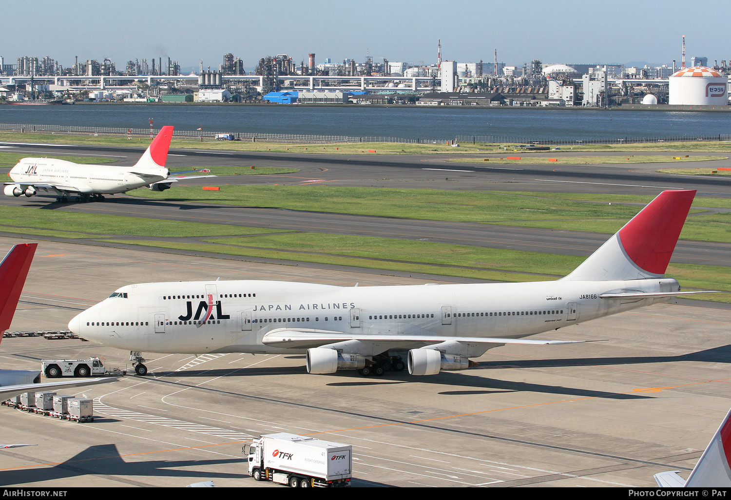 Aircraft Photo of JA8166 | Boeing 747-346 | Japan Airlines - JAL | AirHistory.net #262042