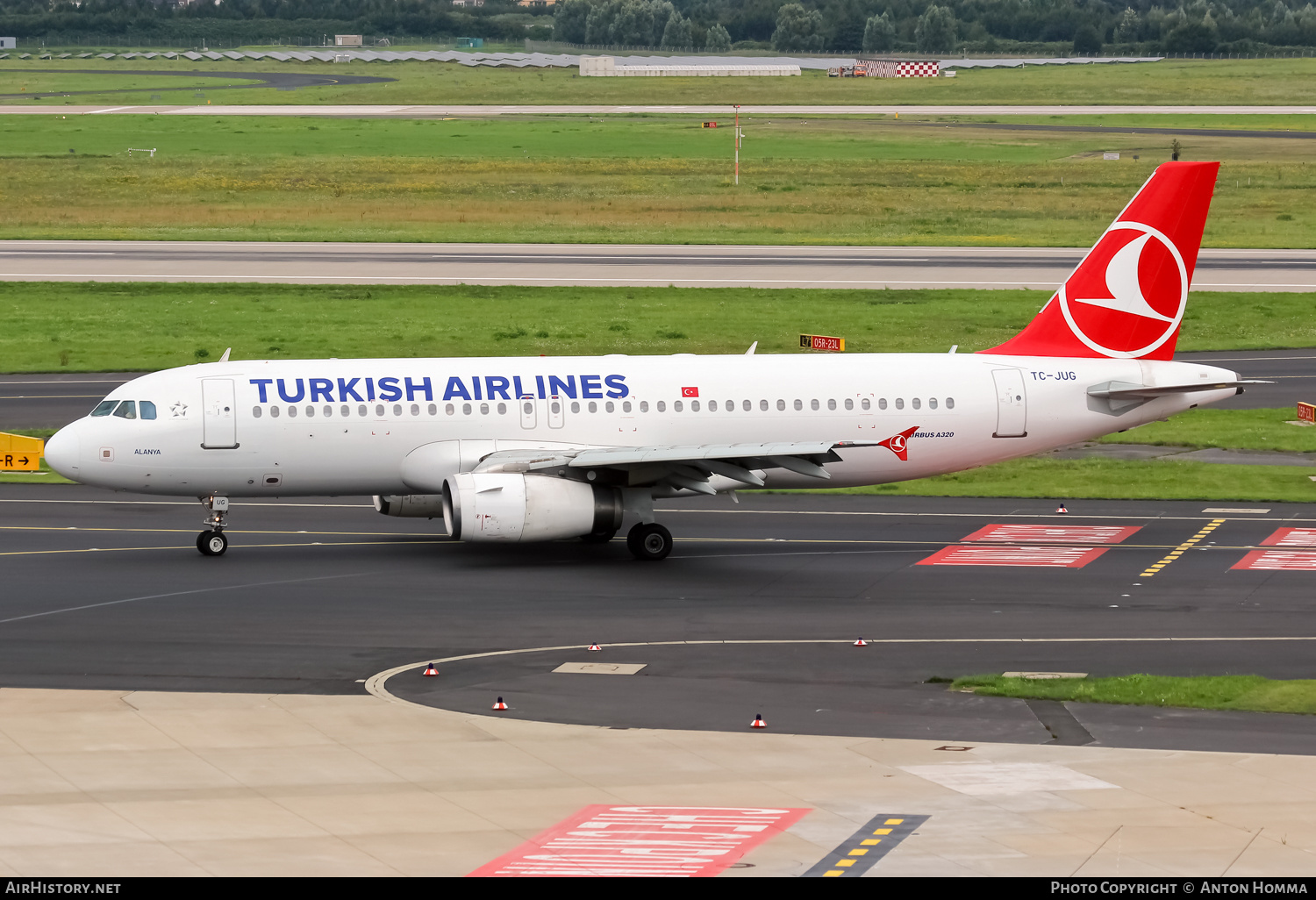 Aircraft Photo of TC-JUG | Airbus A320-232 | Turkish Airlines | AirHistory.net #262053