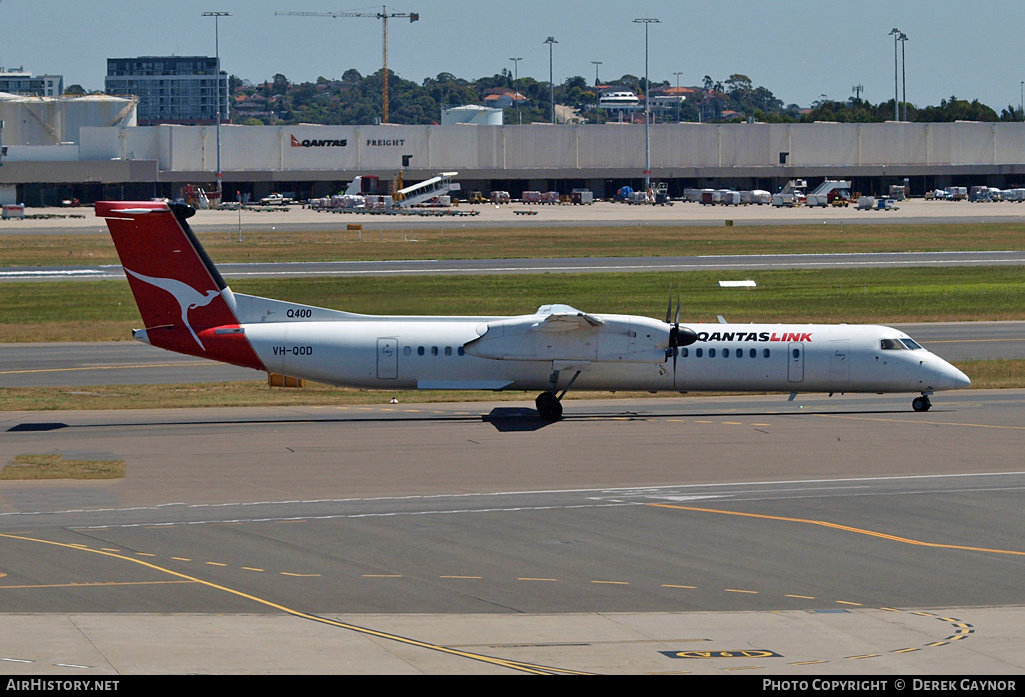 Aircraft Photo of VH-QOD | Bombardier DHC-8-402 Dash 8 | QantasLink | AirHistory.net #262117