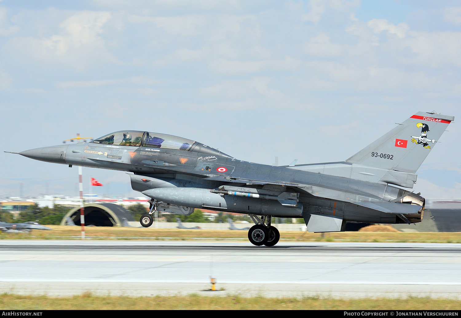 Aircraft Photo of 93-0692 | General Dynamics F-16D Fighting Falcon | Turkey - Air Force | AirHistory.net #262159