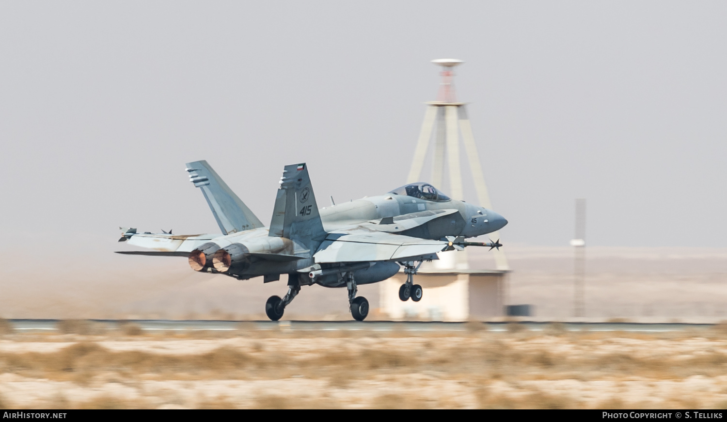 Aircraft Photo of 415 | McDonnell Douglas F/A-18C Hornet | Kuwait - Air Force | AirHistory.net #262263
