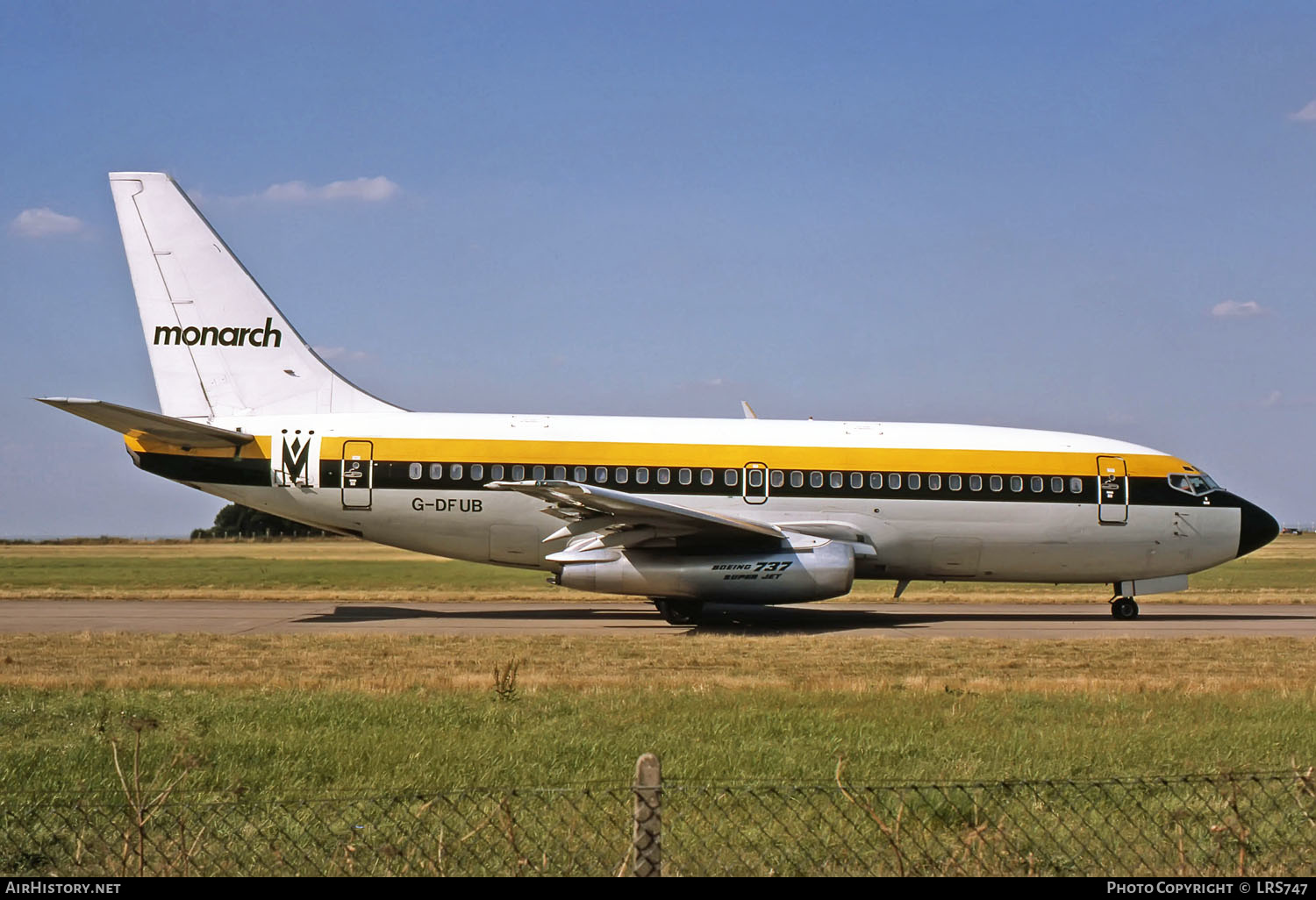 Aircraft Photo of G-DFUB | Boeing 737-2K9/Adv | Monarch Airlines | AirHistory.net #262271