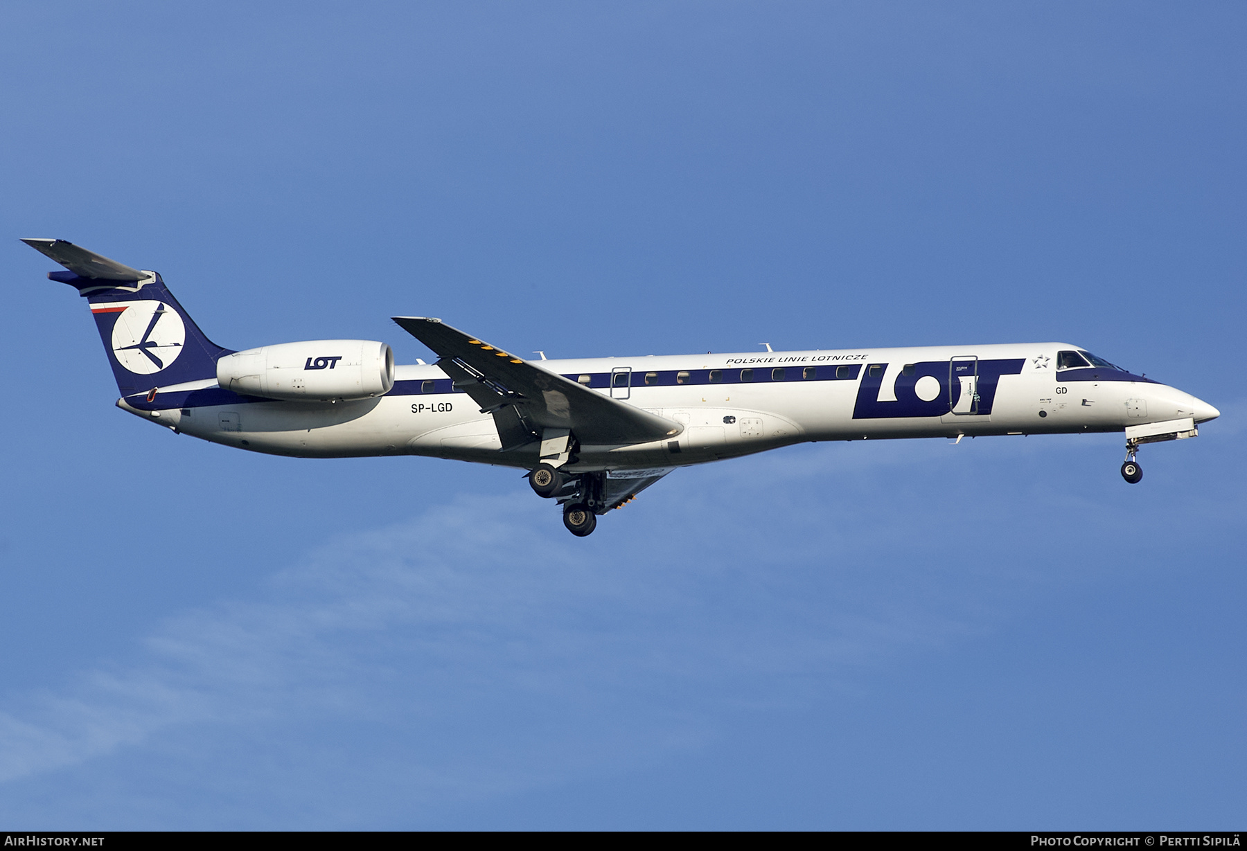 Aircraft Photo of SP-LGD | Embraer ERJ-145MP (EMB-145MP) | LOT Polish Airlines - Polskie Linie Lotnicze | AirHistory.net #262316