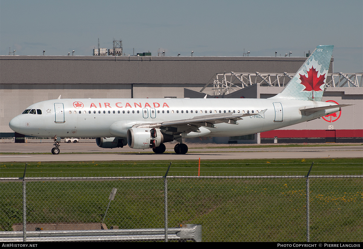 Aircraft Photo of C-FKCR | Airbus A320-211 | Air Canada | AirHistory.net #262459