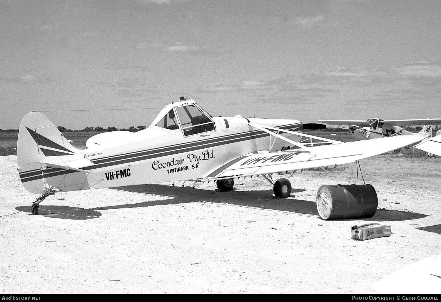 Aircraft Photo of VH-FMC | Piper PA-25-235 Pawnee B | Coondair | AirHistory.net #262488