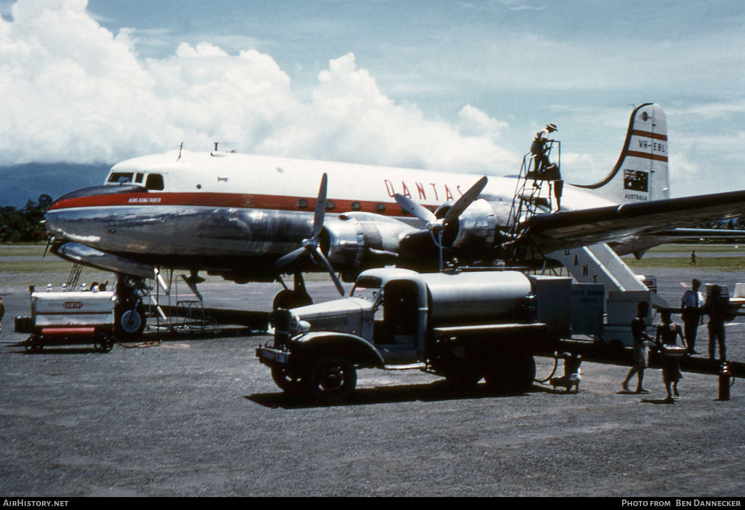 Aircraft Photo of VH-EBL | Douglas DC-4-1009 | Qantas | AirHistory.net #262492