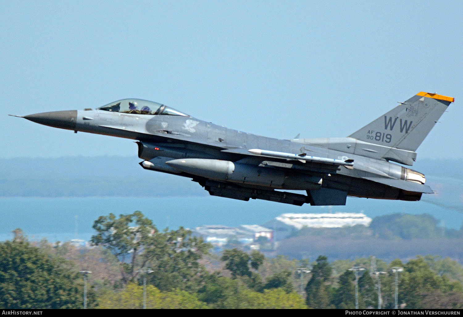 Aircraft Photo of 90-0819 / AF90-819 | General Dynamics F-16CM Fighting Falcon | USA - Air Force | AirHistory.net #262541
