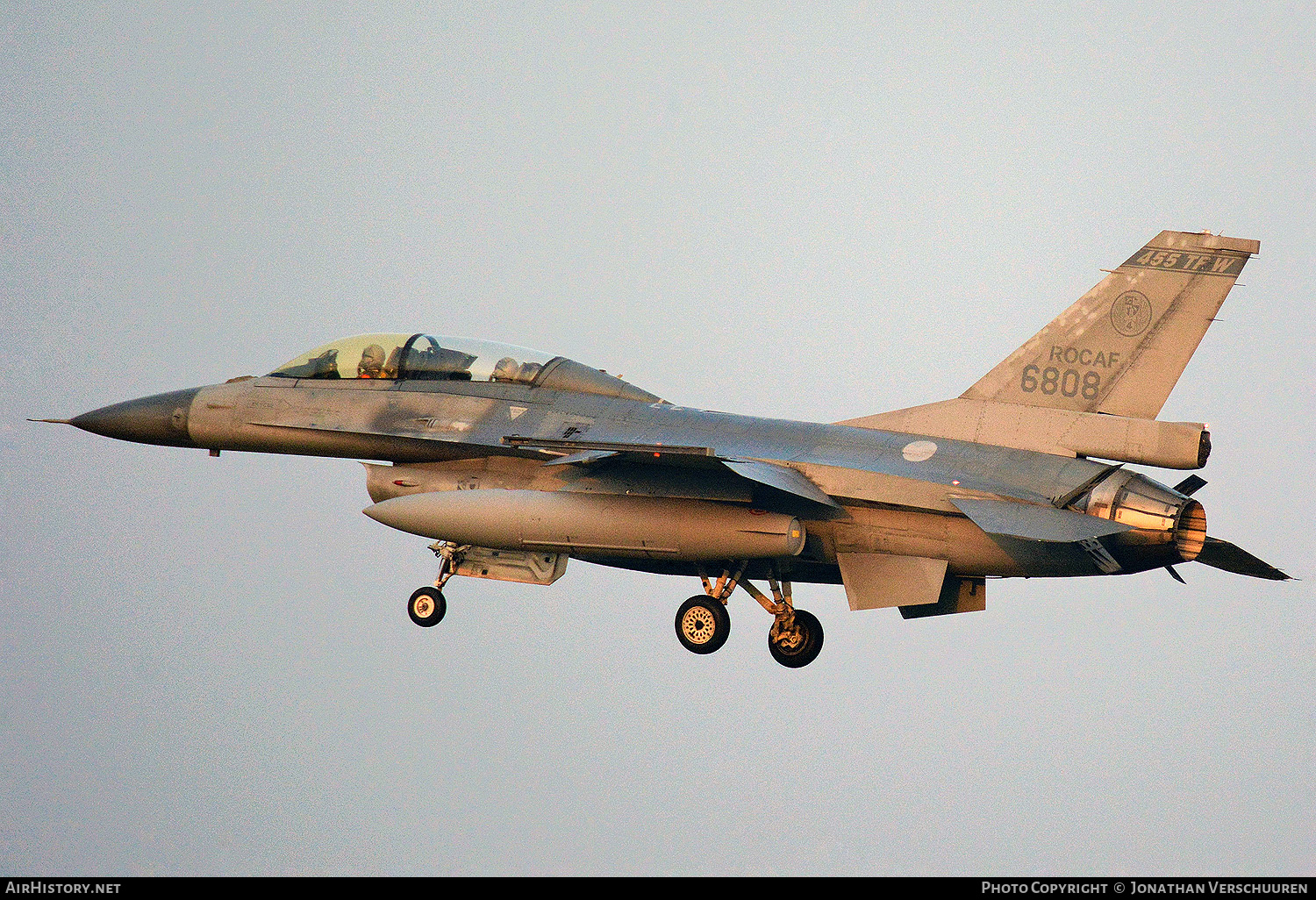 Aircraft Photo of 6808 | General Dynamics F-16B Fighting Falcon | Taiwan - Air Force | AirHistory.net #262651